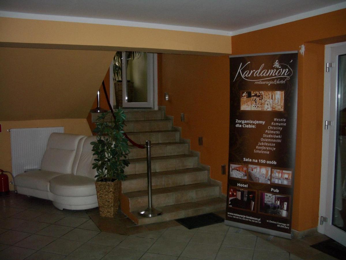 Kardamon Bed & Breakfast ซารี ภายนอก รูปภาพ